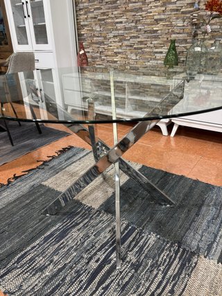 Mesa redonda cristal y metal