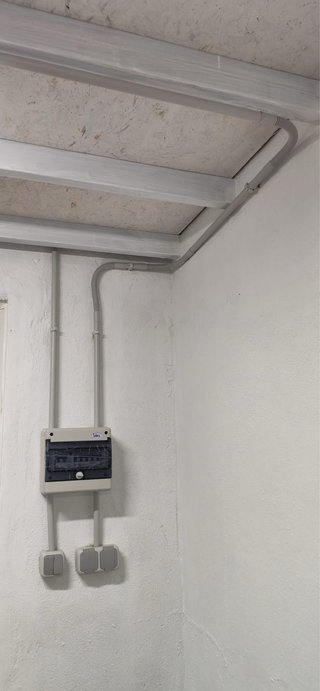ELECTRICISTA TITULADO