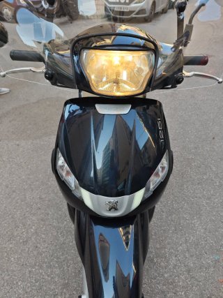 Peugeot Tweet 125 Scooter Automática