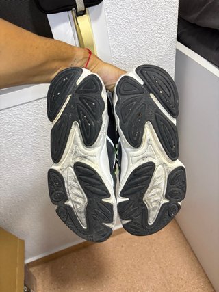 Adidas Ozweego Negro y Verde