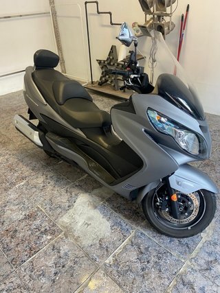 Suzuki Burgman 400cc Gris