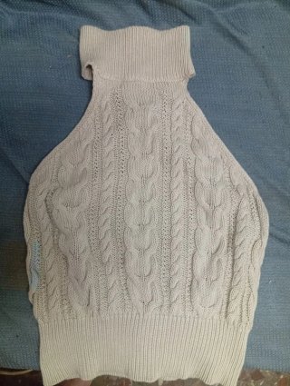 Top de punto trenzado cuello alto S