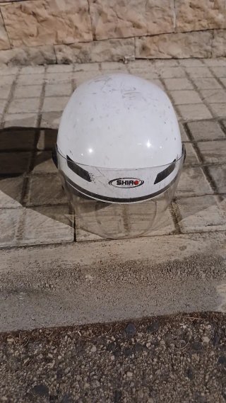 Casco de moto SHIRO blanco con visera
