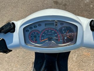Moto Scooter bet&win Blanca Automática