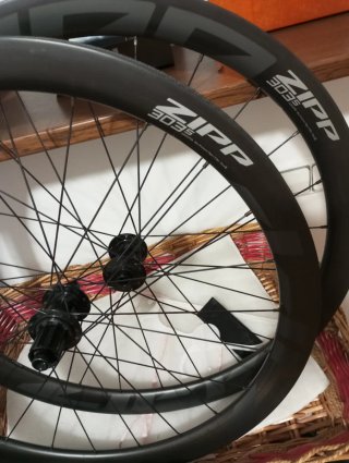 Llantas Zipp 303s Carbono