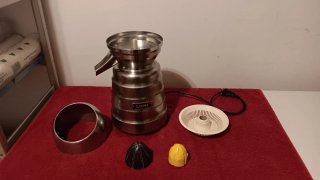 Exprimidor Lomi Mod. 4