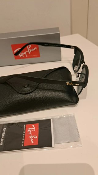 Gafas de sol Ray-Ban Clubmaster negras
