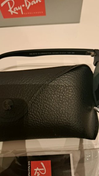 Gafas de sol Ray-Ban Clubmaster negras