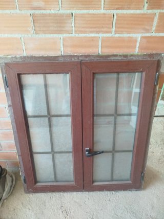 Ventana PVC Doble Hoja Marrón  M