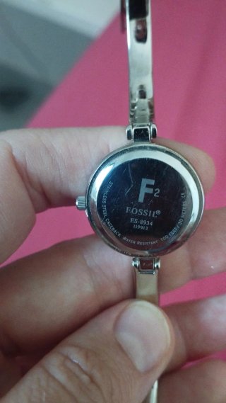Reloj Fossil Mujer Plateado, acero, sumergible.