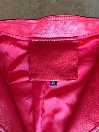 Chaqueta motero cuero sintético roja