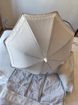 Saco para cochecito y sombrilla a juego