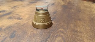 Lote 5 campanas musicales de bronce