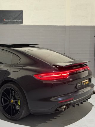 Porsche Panamera 2018