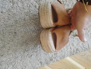 Sandalias esparto marrón