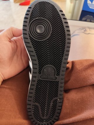 Adidas Top Ten RB Botas Blancas y Negras