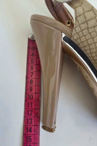Sandalias EXE Nude Efecto Serpiente Plataforma