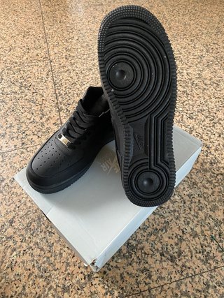 Nike de hombre negras