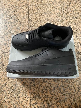 Nike de hombre negras
