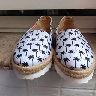 Alpargatas Bradley's palmeras talla 38
