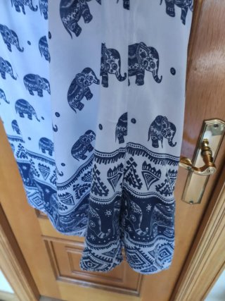 Camisola con estampado de elefantes