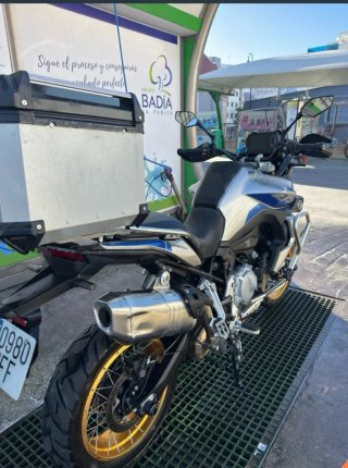 Voge DSX 900 Adventure gris y azul