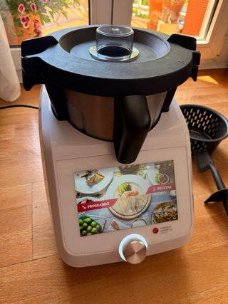 Monsieur Cuisine con accesorios