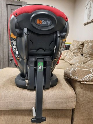 Silla BeSafe iZi Plus contramarcha rojo/negro