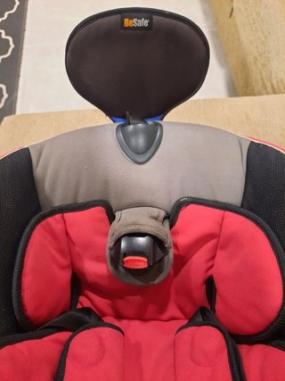 Silla BeSafe iZi Plus contramarcha rojo/negro