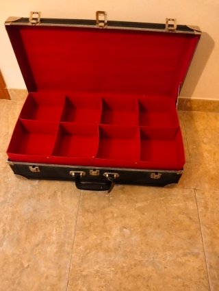 Maleta antigua vintage negra