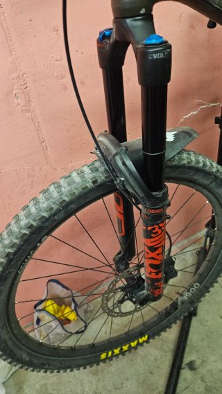 Bici enduro Propain Spindrift componentes nuevos