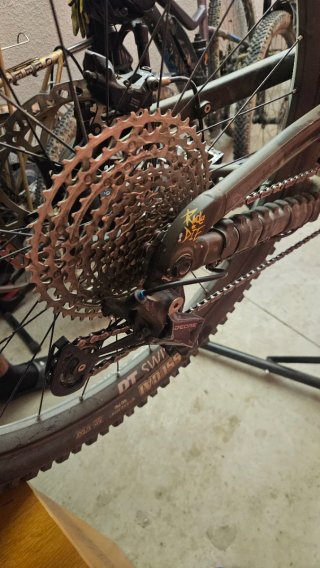 Bici enduro Propain Spindrift componentes nuevos