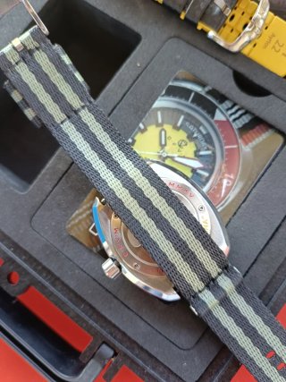 Crepas Banana 500 metri Automatic Diver Watch