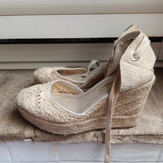 Sandalias cuña Corina beige T.38