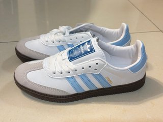Adidas Samba OG Blancas y Azules Talla 38 pequeña