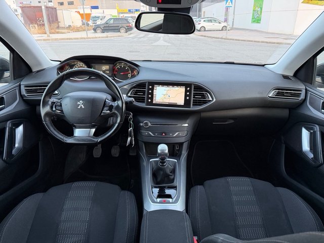 PEUGEOT 308 FAMILIAR 1.6 HDi 120CV ALLURE