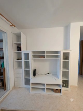 Mueble salón completo vitrinas y estantería