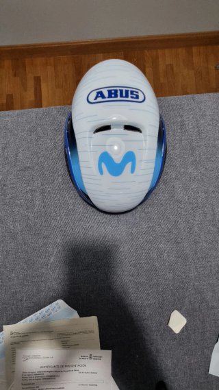 Casco ABUS Movistar Team