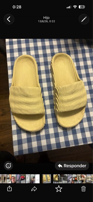 Chanclas Adidas Adilette Comfort Amarillas