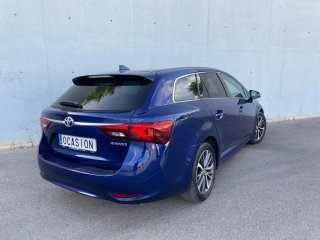 Toyota Avensis business advance ts 2.0 150 cv