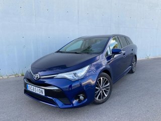 Toyota Avensis business advance ts 2.0 150 cv