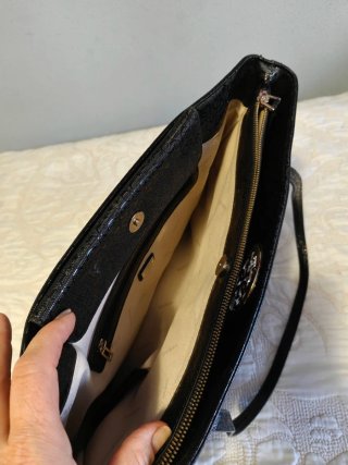 Bolso Guess Negro Logo GG, Grande