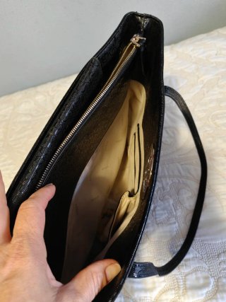 Bolso Guess Negro Logo GG, Grande