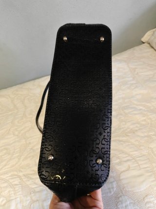 Bolso Guess Negro Logo GG, Grande