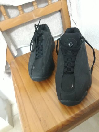 Tenis Nike nocta Negros solo finde semana