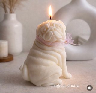 Candela a forma di carlino