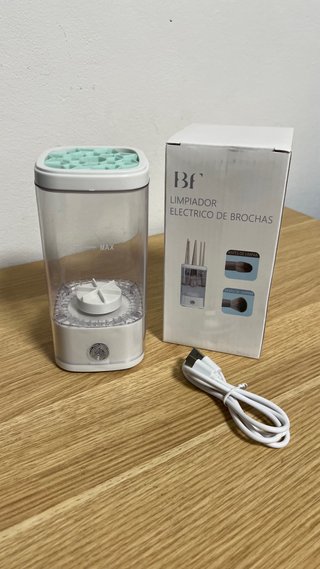 Limpiador de brochas de maquillaje automático