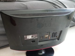 Tele monitor LG HDMI VGA Negro/Rojo