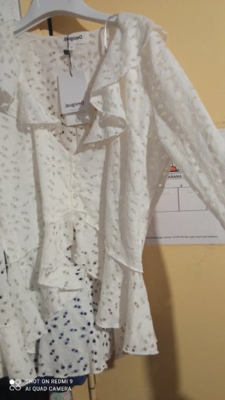Blusa Desigual manga larga volantes