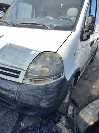 Nissan 1887815 piloto trasero interstar (x70) caja